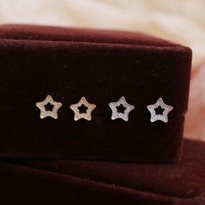 Hollow Diamond Five-pointed Star Earrings for Women Sweet and Ladylike Little Starfish Earrings Fashionable and Temperamental Earrings