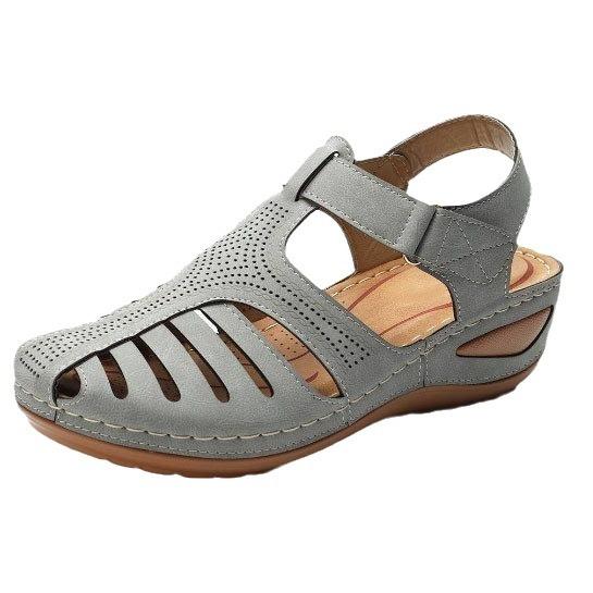 Cool Slippers Women's Comfortable Retro Round Head Hollow Sandals Women's Casual Single Shoes