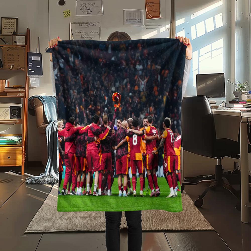 Galatasaray pattern Flannel Blanket, High quality Comfortable for All Seasons, Home Decor, Warmth and Comfort, Perfect for Gifts.