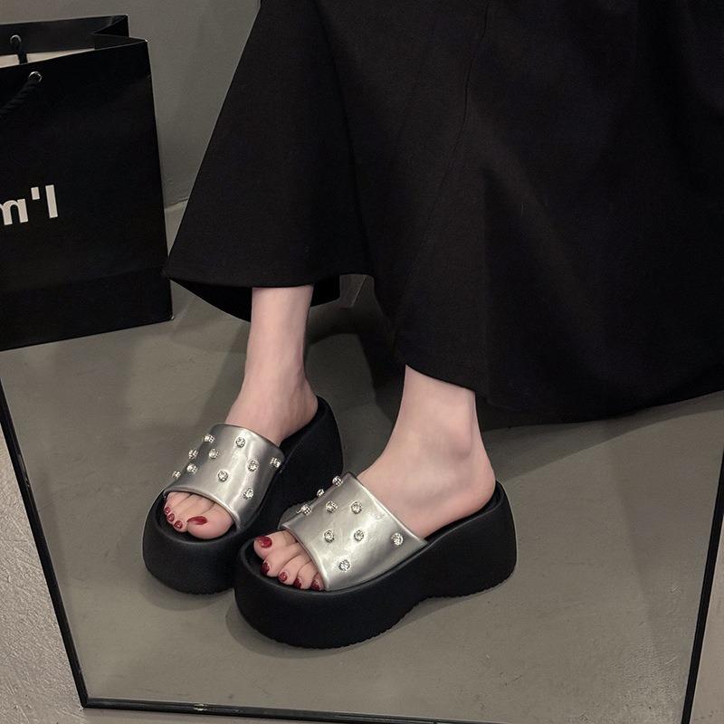 Summer new temperament rhinestone square head open-toed thick-soled cool slippers women wear height-increasing casual shoes