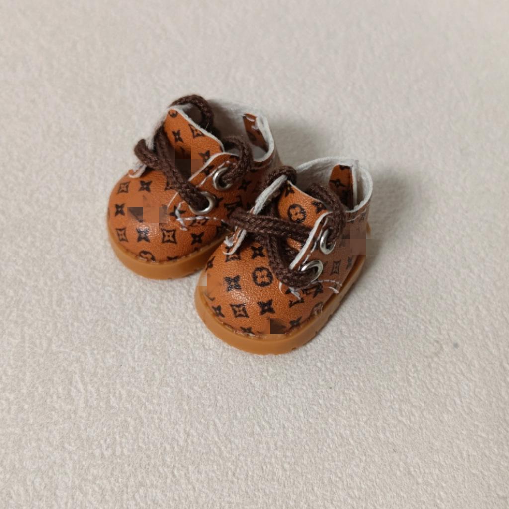 

Labubu Dress-Up Shoes Doll Keychain - 17CM Blind Box Collection