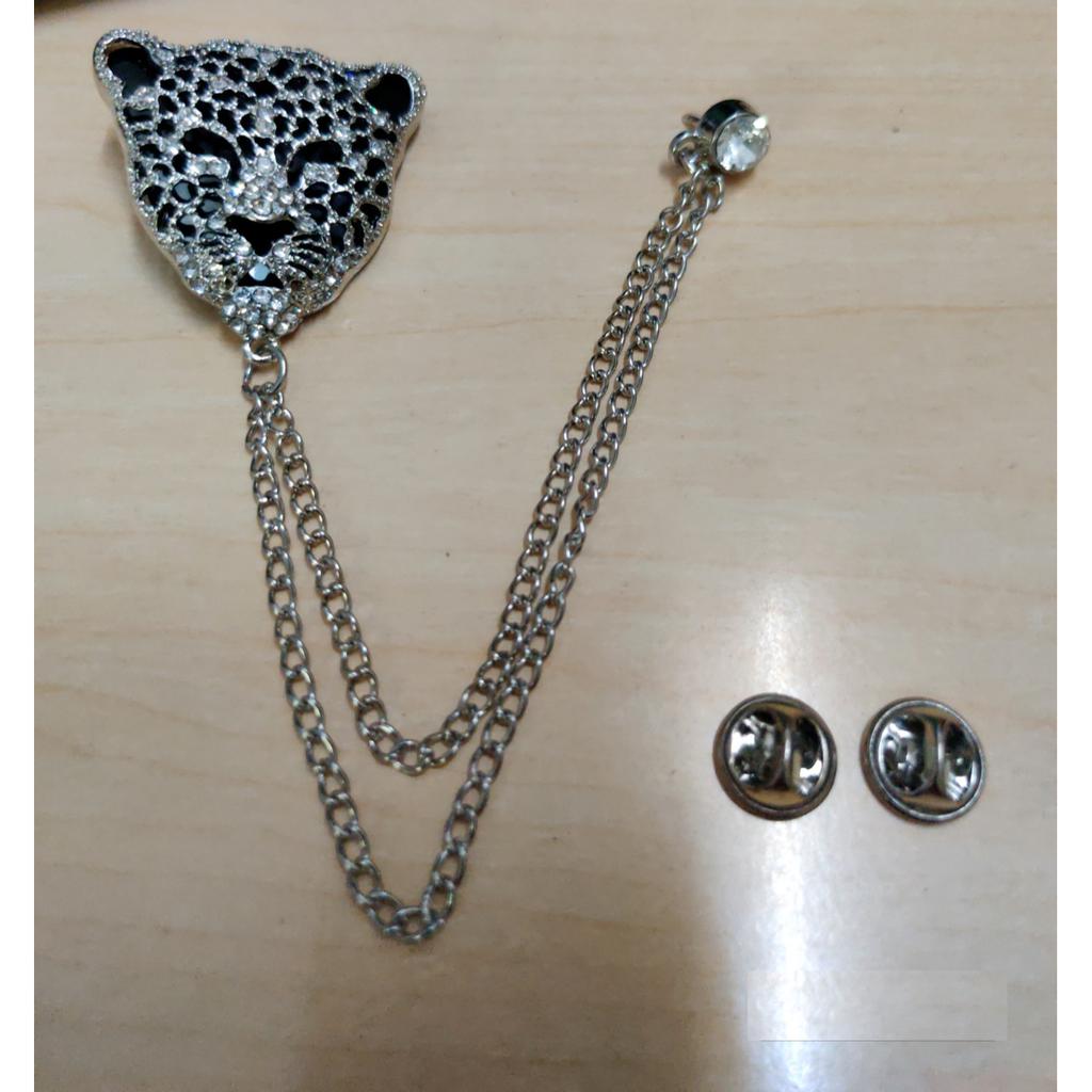 @ Lion Face Shaped Crystal Stone Brooch Pin White Color For Men Zr911-60%Off