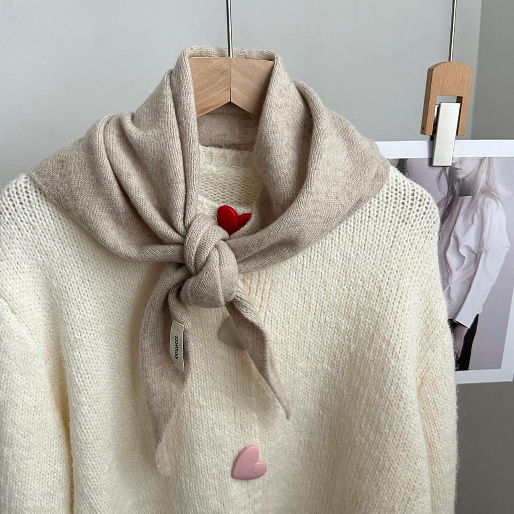 A Solid Color Wool Knitted Triangle Scarf for Women, Can Be Worn as a Fake Collar, Decorative Scarf for Air-Conditioned Rooms, Fashionable Shawl