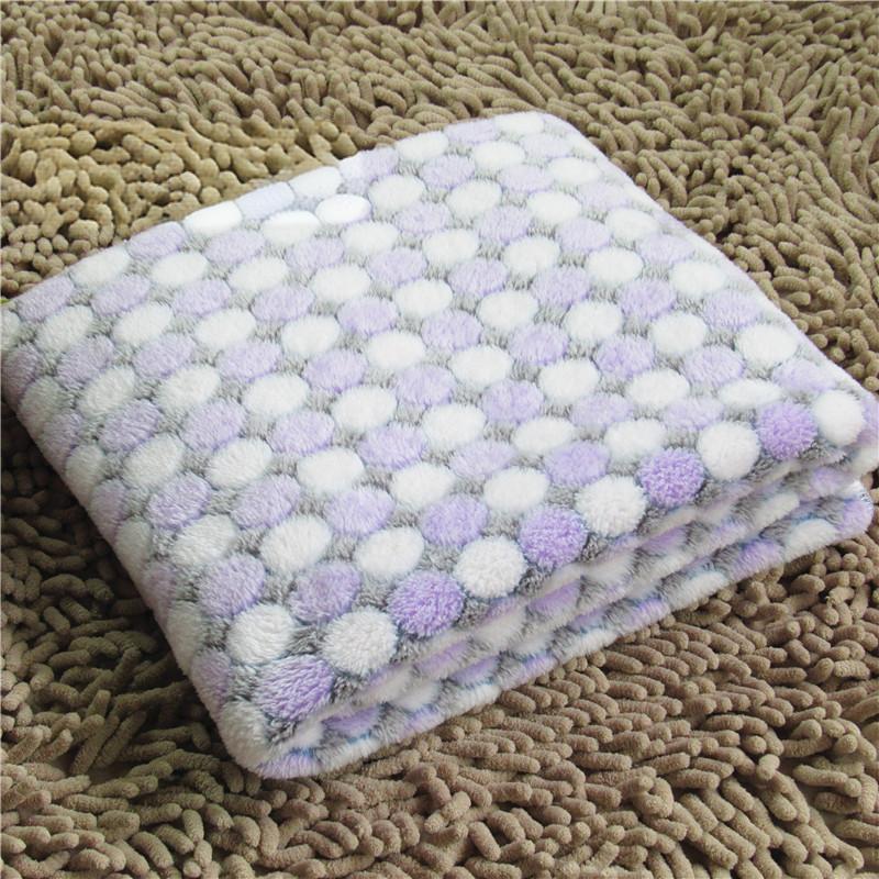 Thick Warm Pet Blanket For Dogs And Cats Soft Plush Fleece Mat Cozy Kennel Pad Pet Bed Cushion Comfortable Pet Furniture Accessory