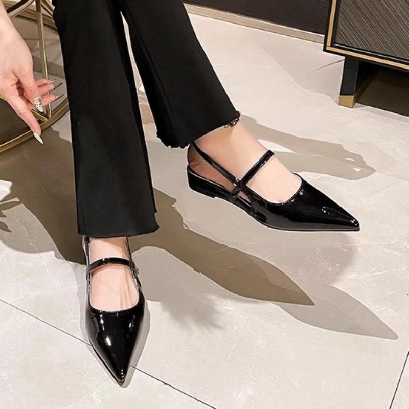 

Лакированные сандалии-бао тоу на одном ремешке, женские, новинка лета, с острым носком, с мелким вырезом, для улицы, на низком каблуке 40 чёрный