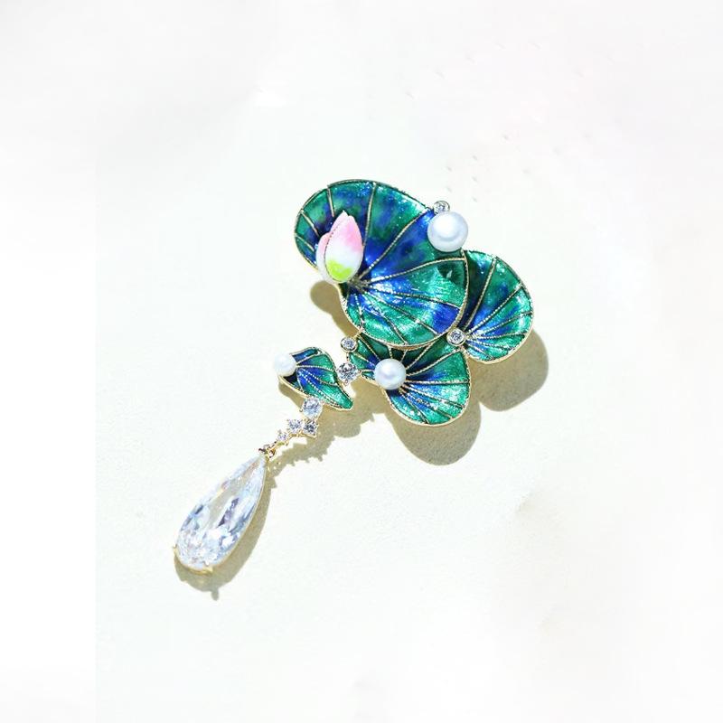 Fashion Enamel Lotus Water Lily Waterdrop Brooches Pins For Women Coat Jewelry Accessries Gifts