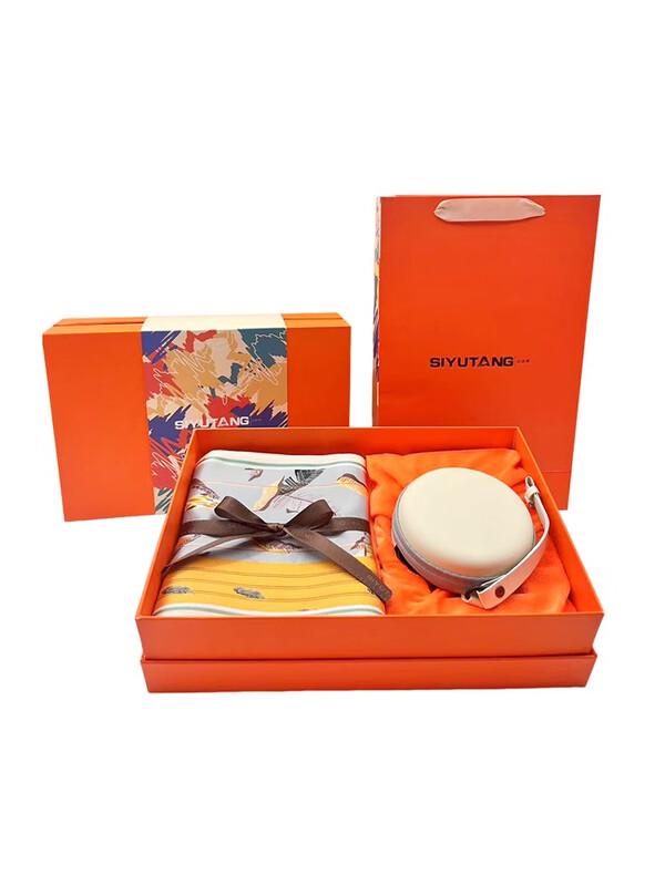 

Siyutang Silk Scarf & Foldable Polarized Sunglasses Set