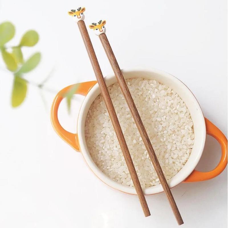 Söta Djur Långa Ätpinnar Älg Björn Panda Trä Sushi Nudel Ätpinnar Återanvändbara Bordsartiklar Baby Träningsätpinnar