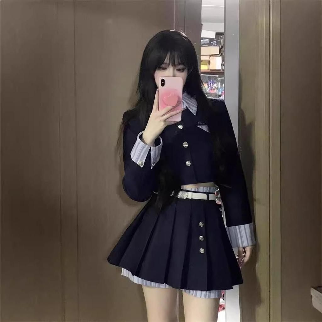 Navy Preppy Style Two-Piece Top: Slimming Long Sleeve Black Set for Women - Autumn/Winter Hot Girl Edit
