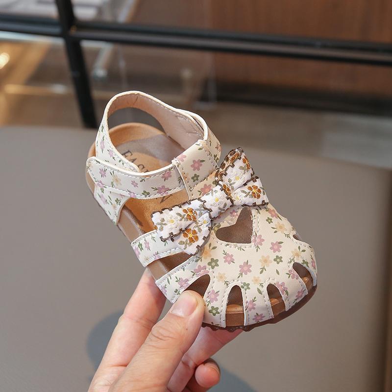 Sommer Neue Kinderschuhe Echte Anti-Rutsch-Baotou-Sandalen für Mädchen PU Klettverschluss Anti-Rutsch-Gummi