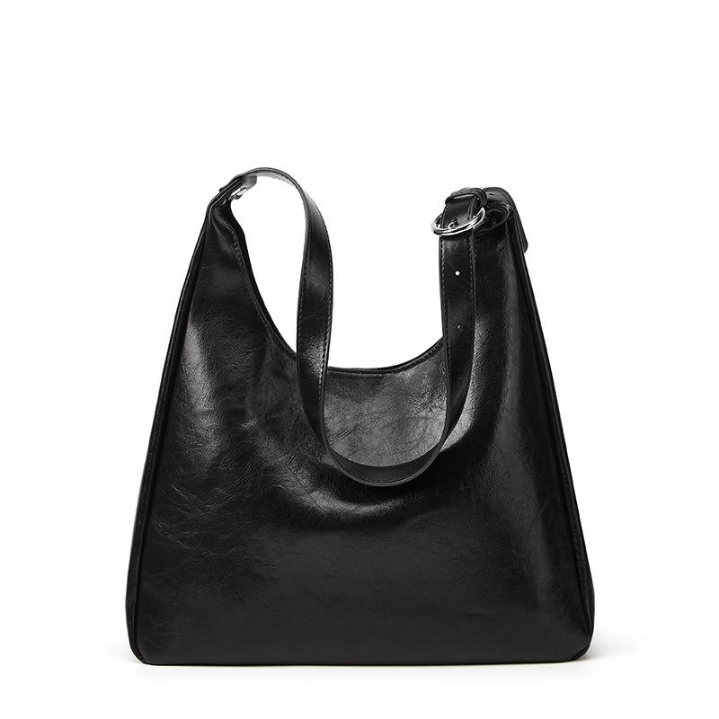 A Large-capacity Single-shoulder Bag A Retro Casual Commuting Tote Bag for College Students Attending Classes