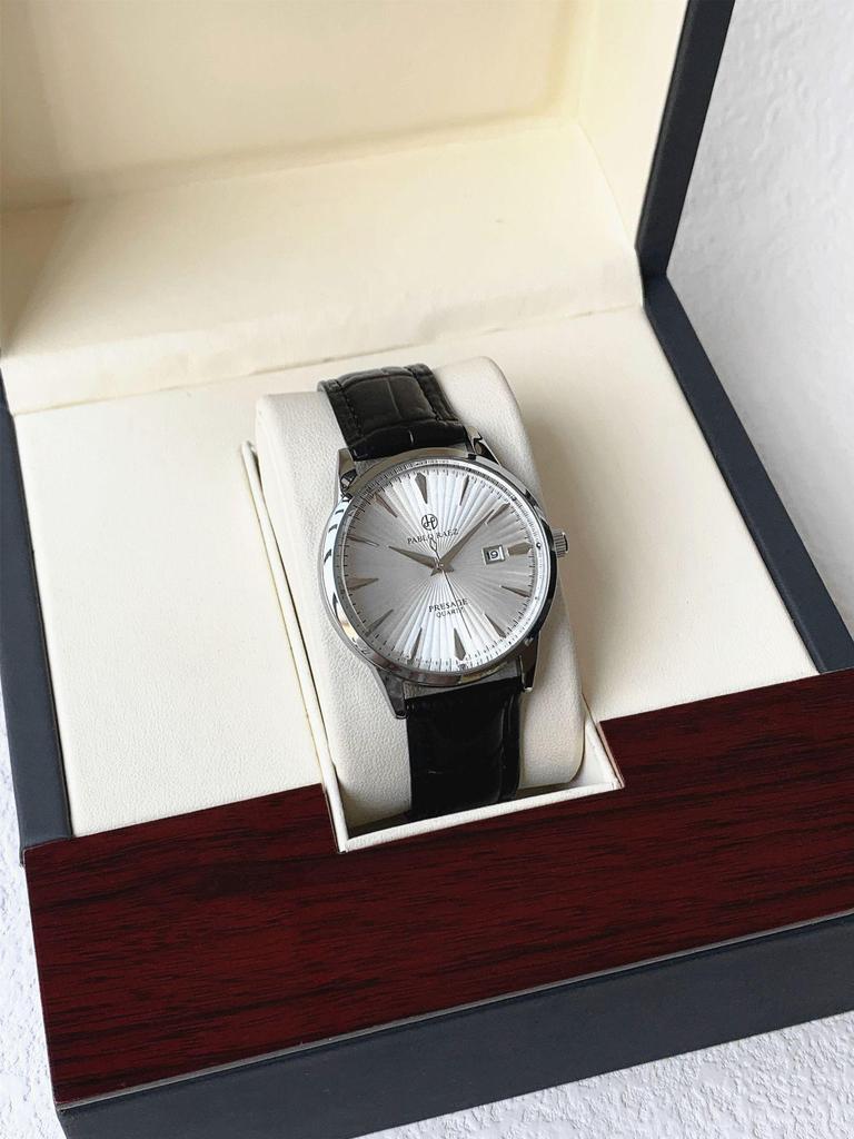 Men's Business Waterproof Quartz Wristwatch with Sweep Second Hand and Calendar