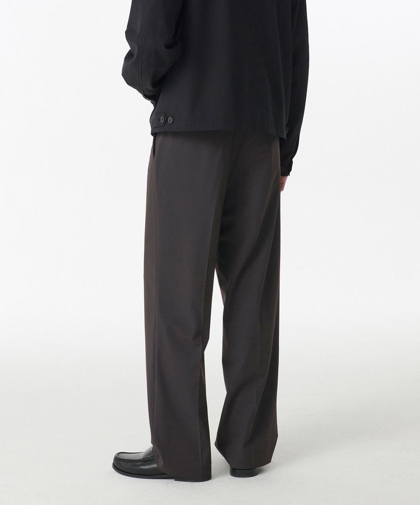 MUSINSA STANDARD Light Plain One-Pleat Wide Hidden Banding Slacks [Gunmetal]