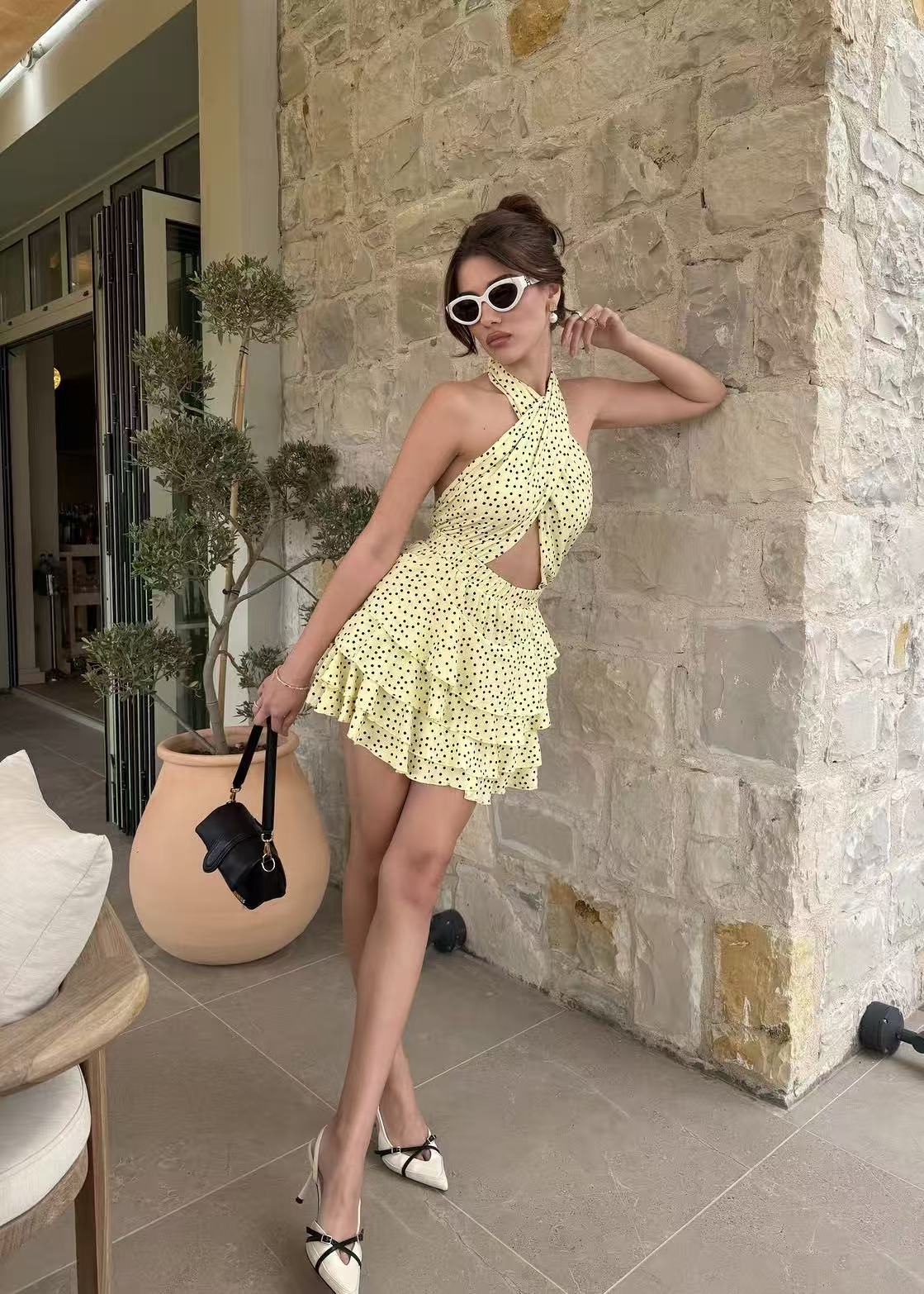 2026 Summer New French Spice Girl Sexy Polka Dot Waist Slant Shoulder Neck Dress S