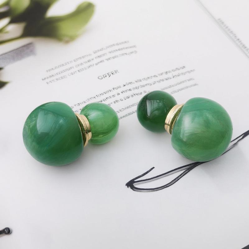 European & American Style Geometric Red Round Bead & Black Agate Resin Earrings: Double-Sided French Retro Classic Studs