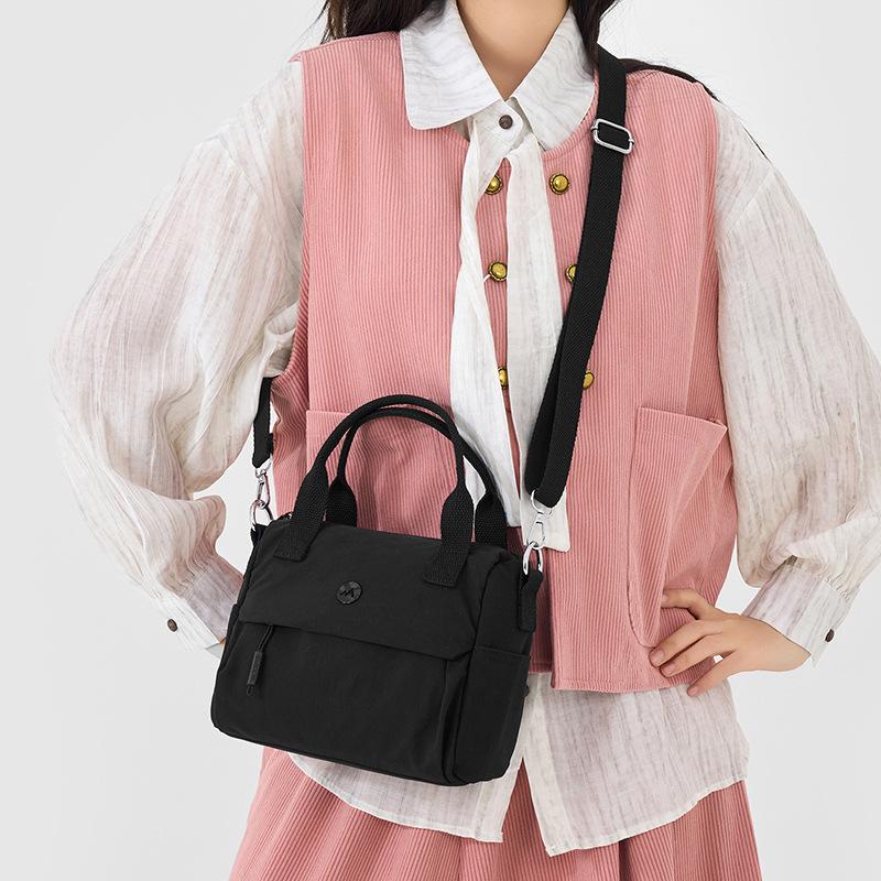 Vintage Women's Bag Lightweight Shoulder Crossbody Bag Solid Color Commuter Small Square Bag