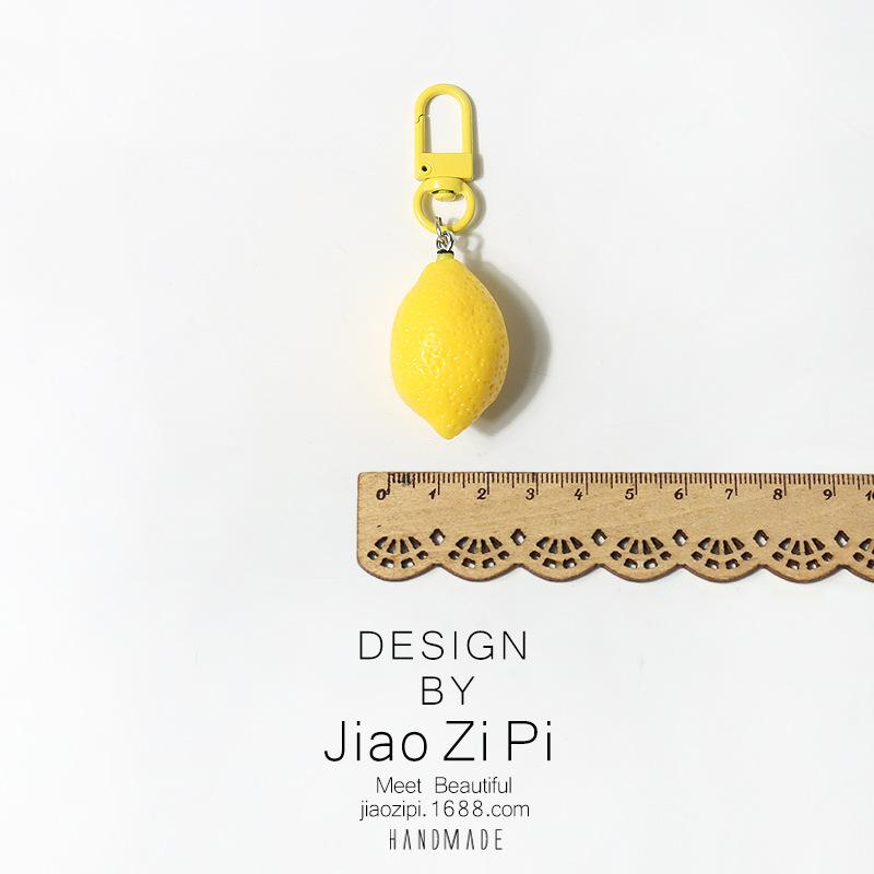 Versatile Banana Lemon Keychain: Simple Bag Charm Pendant