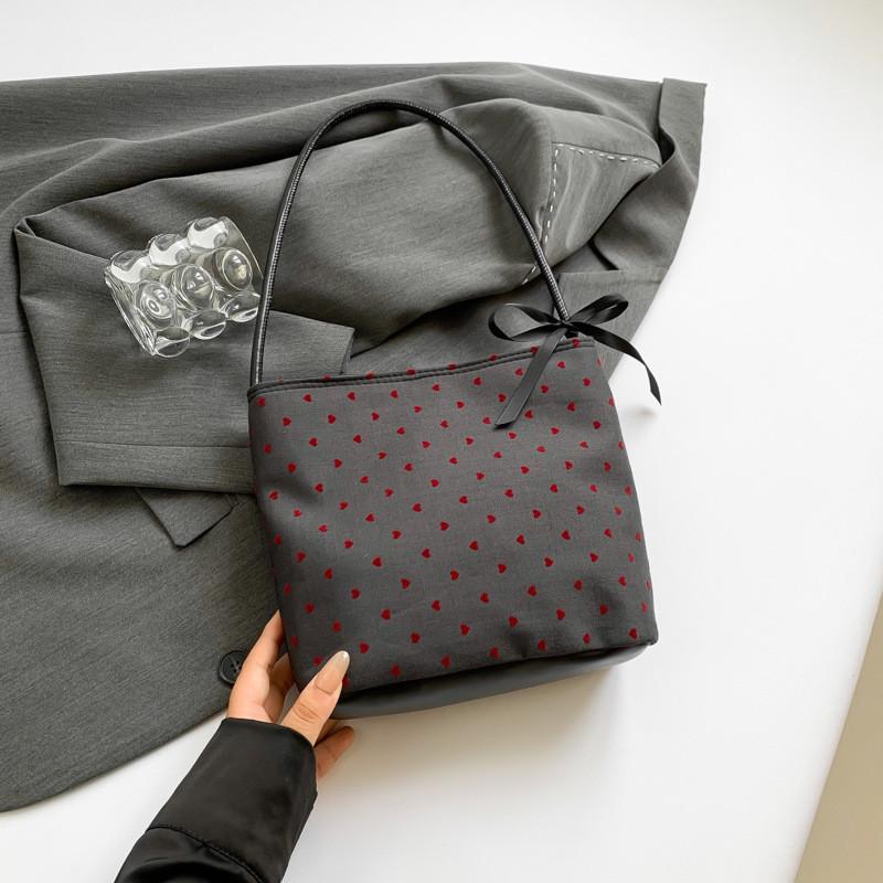 Trendy Large Capacity Bucket Bag With Bowknot And Polka Dot Print For Fashionable Commuters