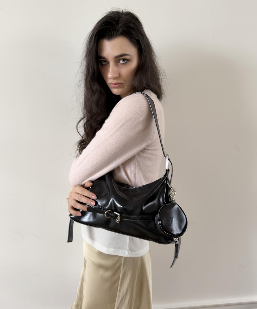 Rhos Pouch Bag / Black