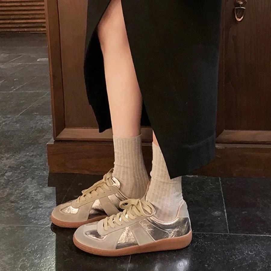 Měkká kůže Vintage Odpovídající barva Kulatá špička Ležérní boty pro ženy 2024 Korejské Slim Sportovní Skate boty