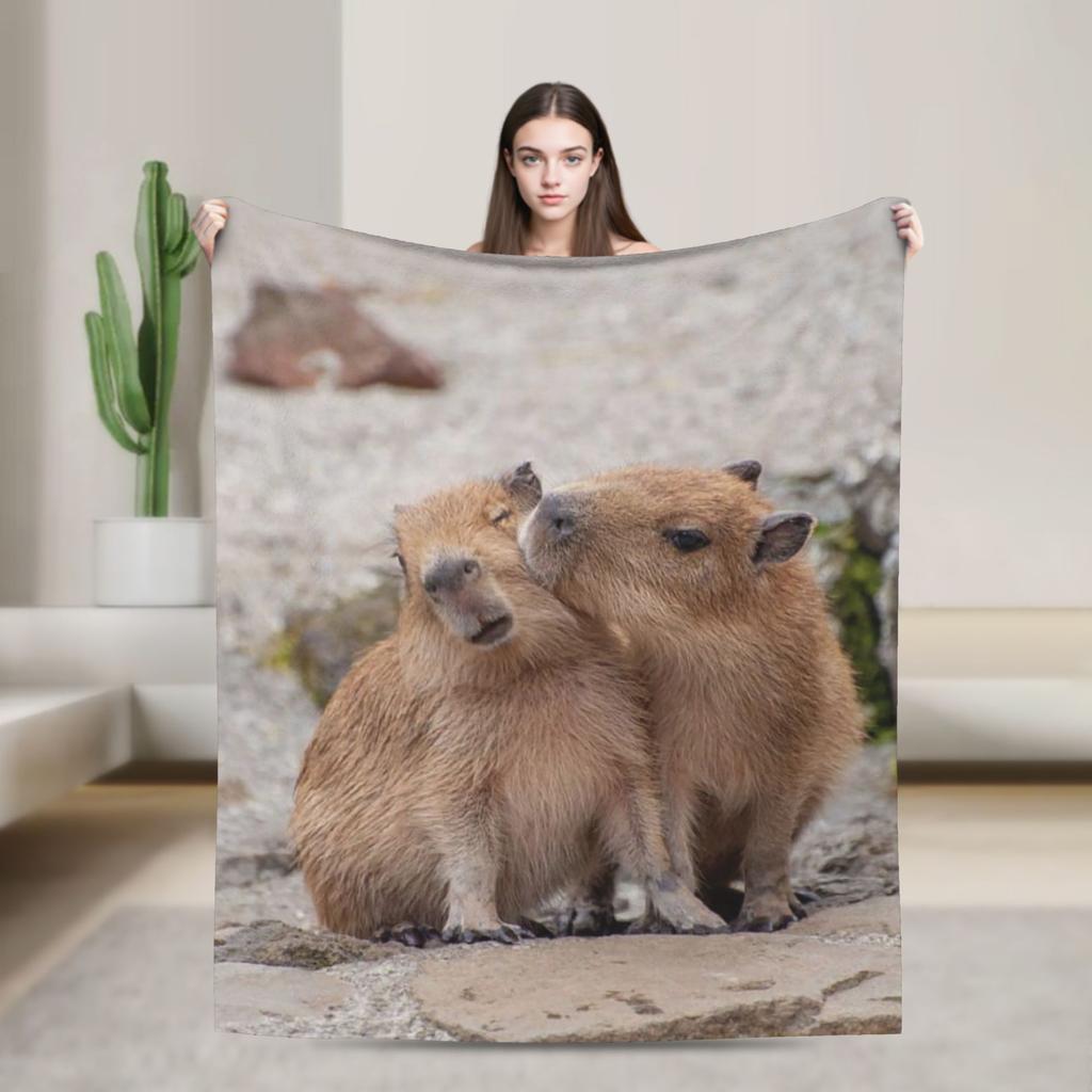 Capybara Pattern Fleece Blanket Kawaii Animal Funny Throw Blankets for Sofa Bedding Lounge 150*125cm Plush Thin Quilt