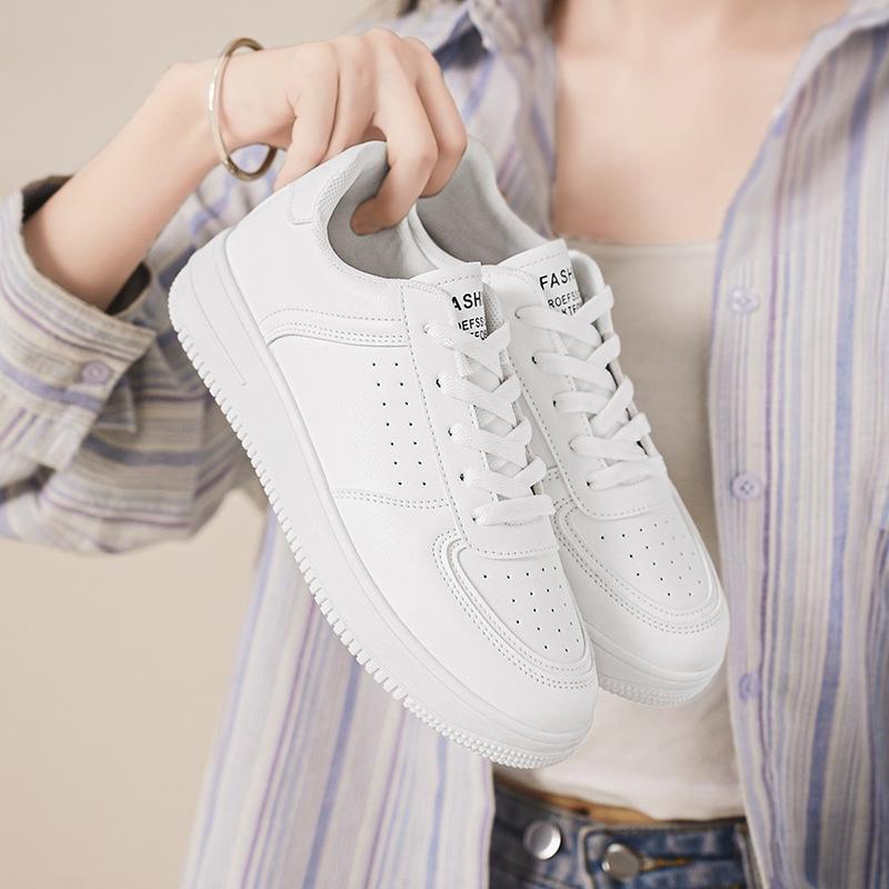 Womens Vulcanize Shoes New Trendy Breathable White Sneakers Korean Style Thick-Soled Sports Casual Board Shoes Platform Sneakers