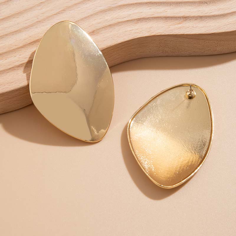 Exaggerated Metal Big Geometric Stud Earrings for Women Punk Hip Hop Gold Color Irregular Earrings Aesthetics Party Jewelry Gift