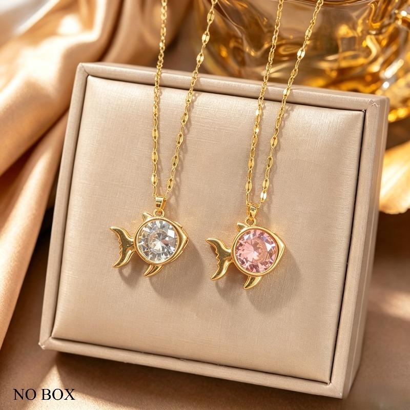 A diamond-encrusted artificial rhinestone multi-color fish pendant necklace, French elegant retro fashion, simple and trendy, versatile, suitable for