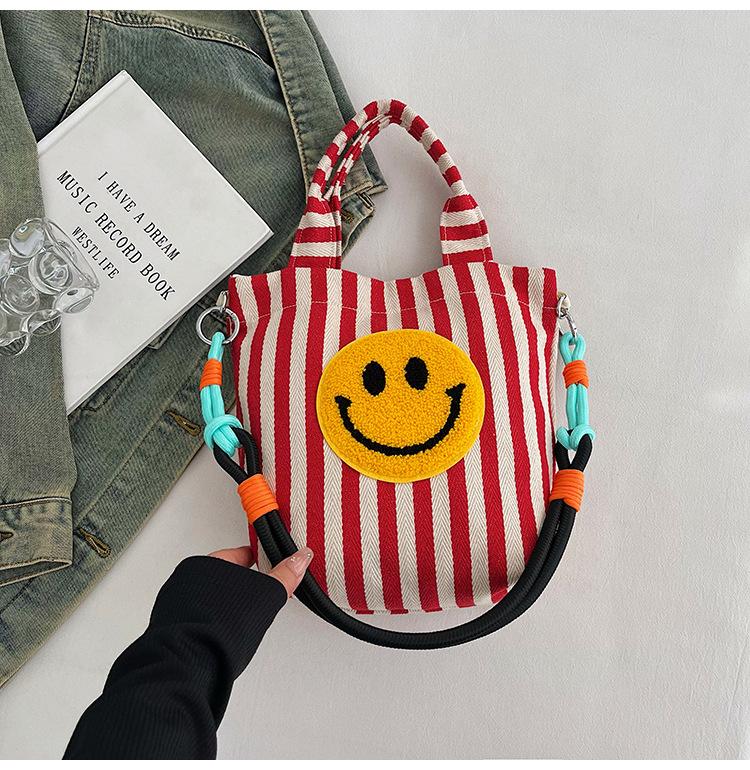 2025 Summer New Korean Cute Contrasting Striped Smiley Face Bag Casual Handbag Versatile Commuter Shoulder Bag