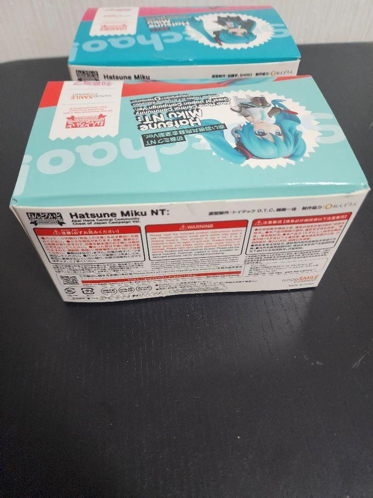 [USED] Nendoroid Swacchao! Hatsune Miku NT Red Feather Community Chest Campaign Ver.