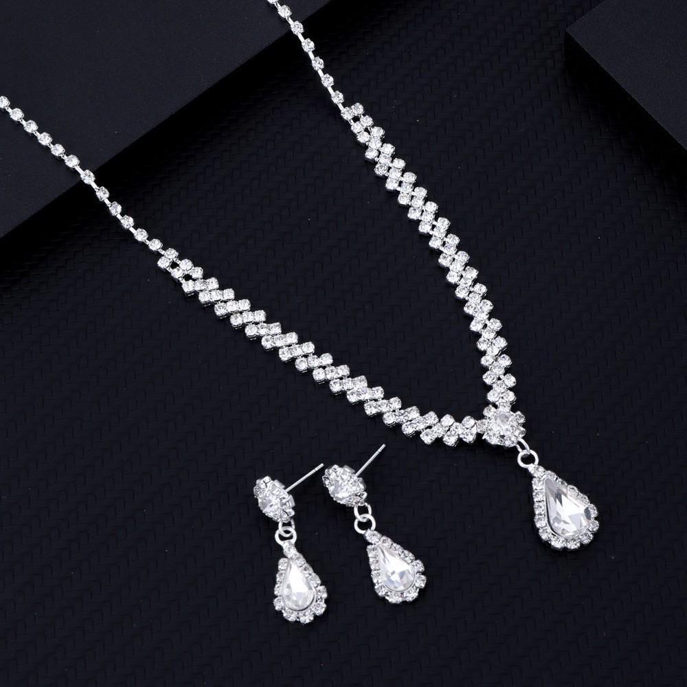 Elegant Bridal Crystal Water Drop Jewelry Set: Necklace & Earrings