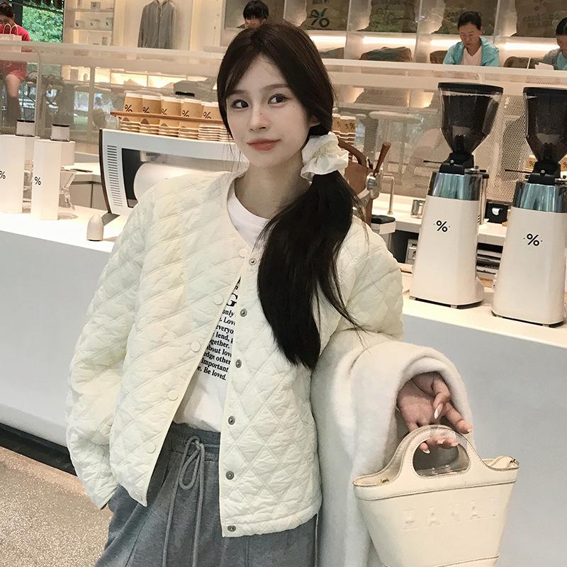 New Autumn and Winter Xiaoxiangfeng Women's Thin Cotton-padded Coat, Short Korean Style Round Neck Rhombus Plaid Seamed Cotton-padded Jacket