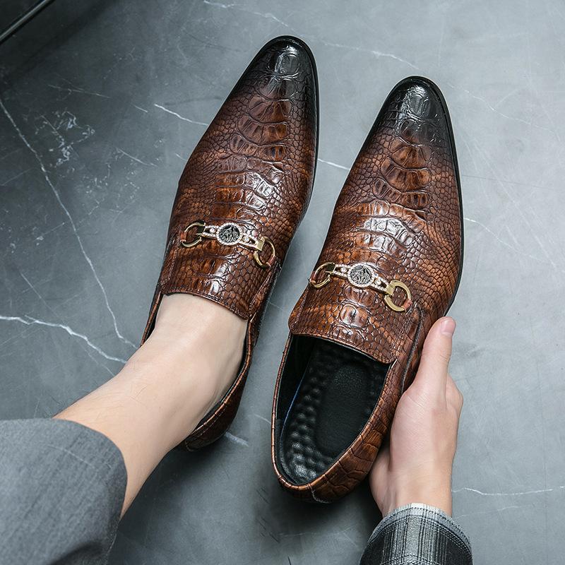 Chelsea Snake Patterned Pointed Leather Shoes with Metal Buttons Men's Oxford Formal Shoes Fashionable Low Cut New Men's Shoes