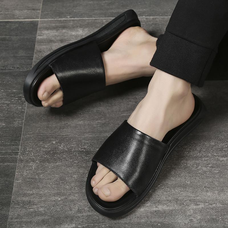 Neue Herren Einteiler Sandalen Schwarz Flacher Absatz Zweilagiges Rindsleder Europäische Outdoor Strand Sandalen Größen 38-44 Herren Hausschuhe
