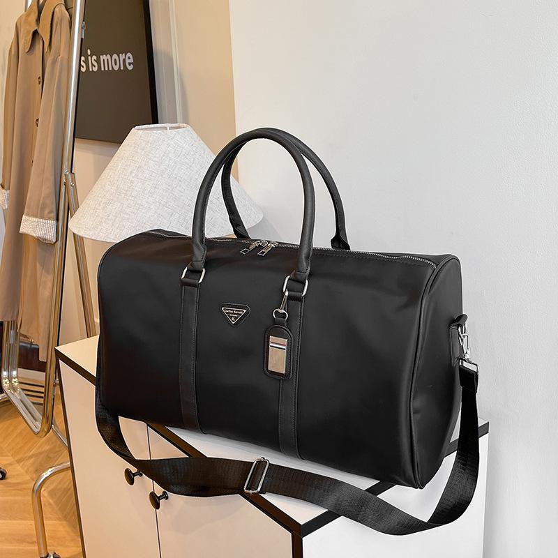 Men's Large Capacity Korean Style Casual Business Travel Shoulder Bag