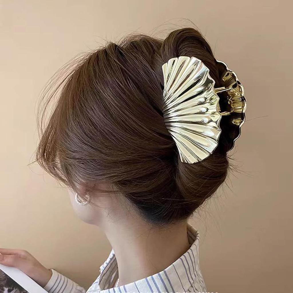 Shell Claw Clip,2 Pcs Metal Seashell Hair Clip Hair Accessories for Women and Girls,Fashion Hair Claw Suitable for Most Hairstyles,Such As Thick and