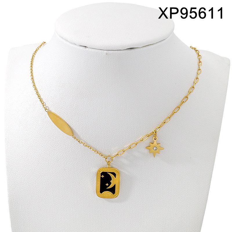 Elegant Light Luxury Heart-Shaped Gold-Plated Titanium Steel Necklace for Women - Versatile Fashion Clavicle Chain.