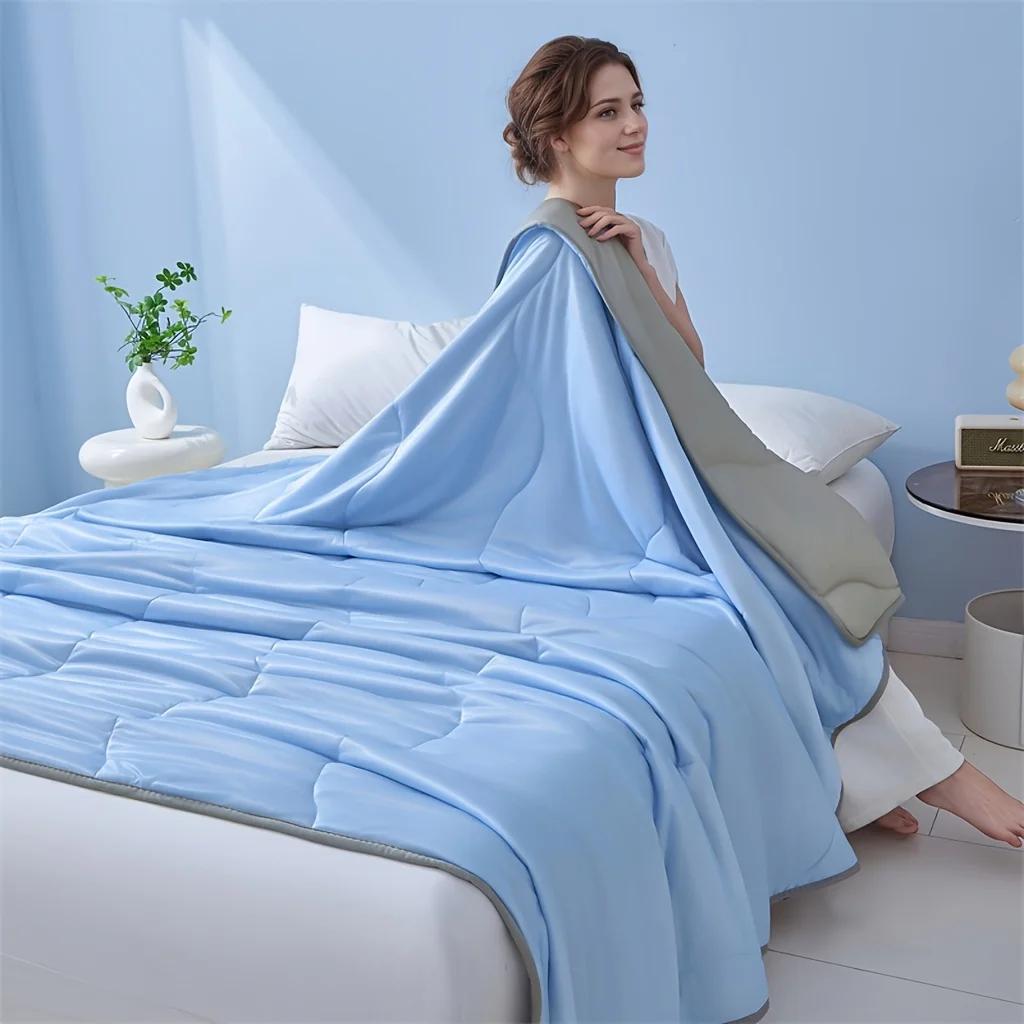 Ultra-Soft Cooling Summer Blanket - Light Blue & Gray Quilted Design, Breathable, Machine Washable, Perfect for Bed or Sofa