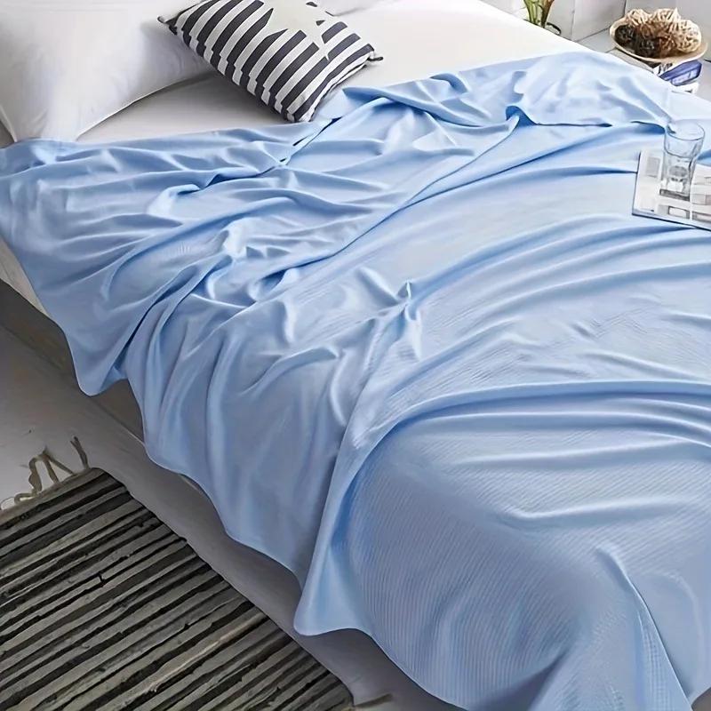 1PC Summer Bamboo Fiber Ice Silk Blanket Lightweight Breathable Absorbs Body Heat Keeps Cool All Night Soft Skin Friendly Beddin
