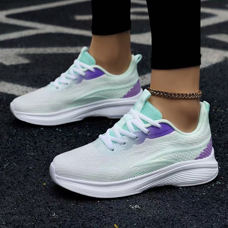 Summer new casual and lightweight running sneakers breathable fly-woven women's shoes mother black work shoes