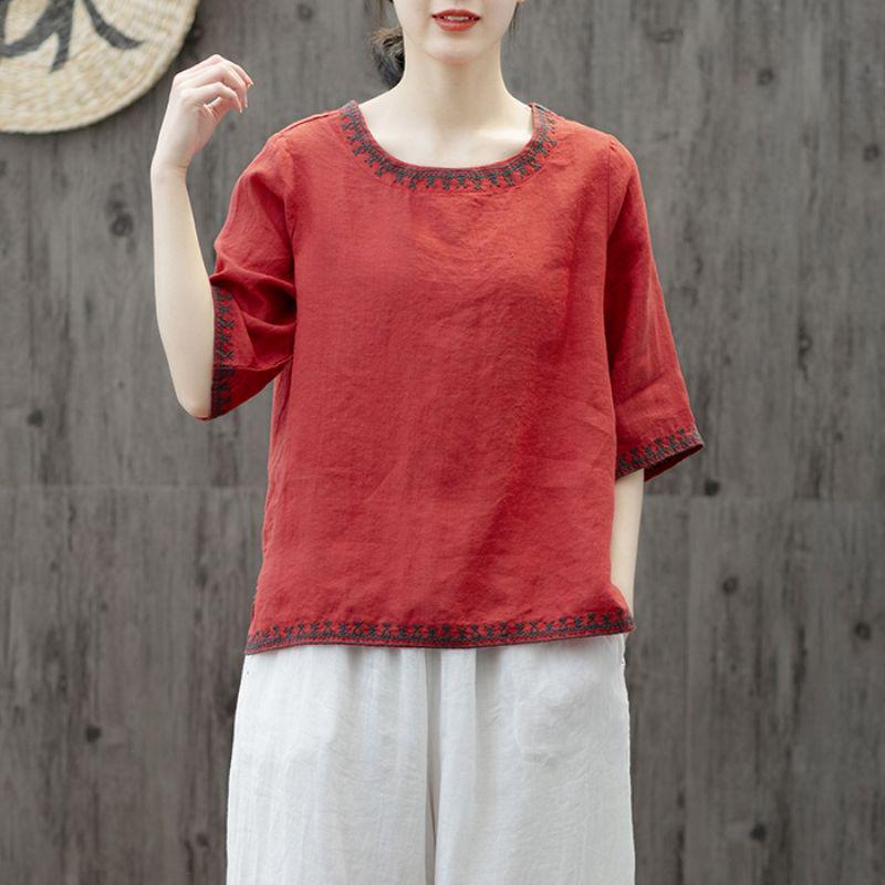 Retro Cotton Linen Embroidered Round Neck T-shirt with Five-Point Sleeves - Summer Plus Size Loose Fit for Women
