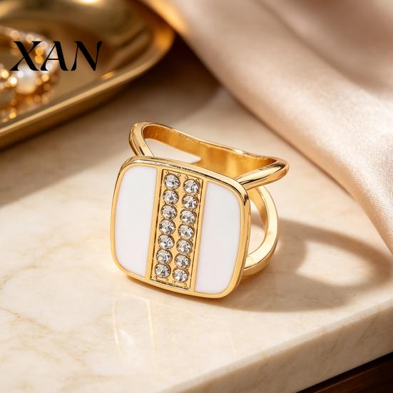 Silver Scarf Fastener Square Button, Vertical Rows of Rhinestone Design, Smooth Buckle Accessory Silk Elegant Clip for Shawls And Collars Black White
