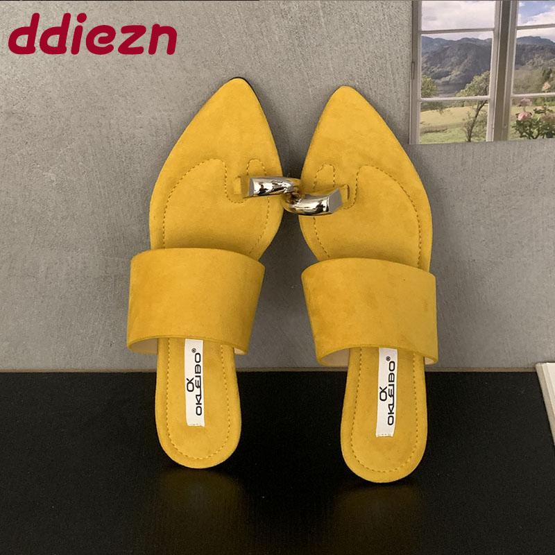 Móda Luxusní Móda Kovové Dámské Klínkové Pantofle Pantofle Nazouváky Dámské Sandály Žabky Špičaté Dámské Pantofle na Klínku Klínkové Boty