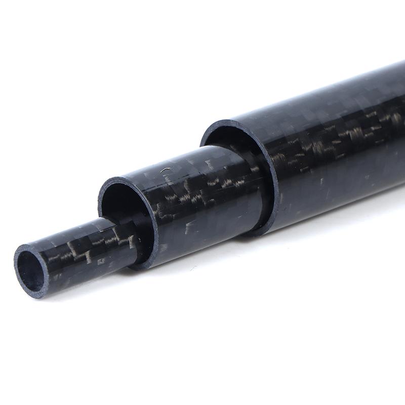 1ks Trubka z uhlíkových vláken Délka 500 mm Průměr 8-18 mm Pro RC model letadla