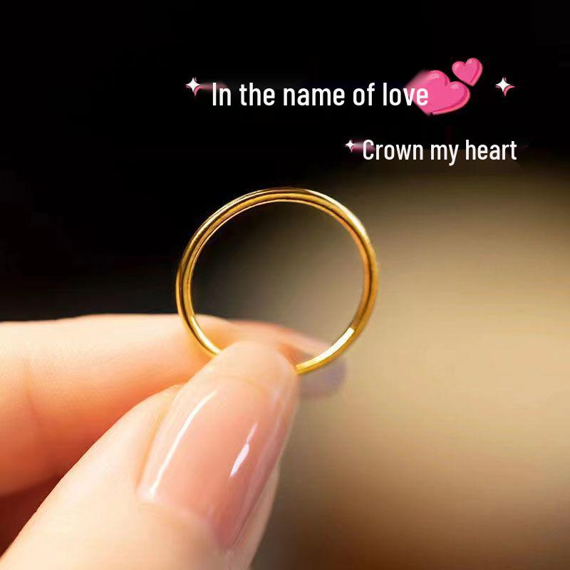 Inele Elegant din Oțel Titan Aurit - Suprafață Netedă, Nu Se Decolorează, Stil Rece, Design de Lux Discret pentru Femei