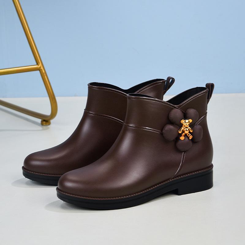 

Модные женские резиновые сапоги, трендовая дождевая обувь, короткий голенище, платформа, удобная водонепроницаемая обувь для леди, ветрозащитные ботинки Мартин 41