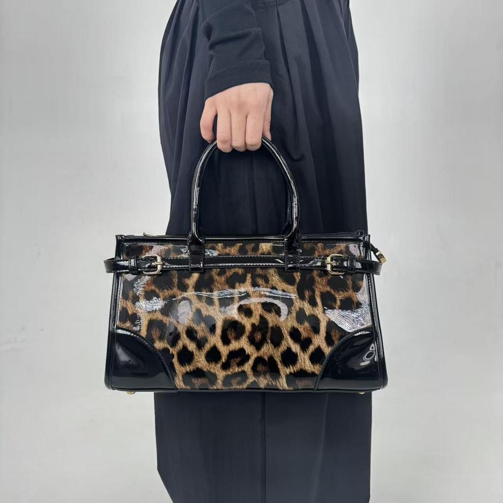 Women'S Personalized Leopard Print Tote Bag Buckle With Splicing Street Shoulder Handbag