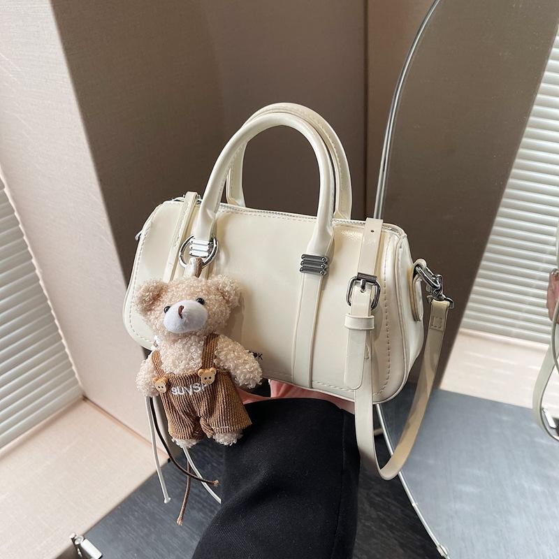 Premium bag women's spring and summer 2025 new fashion niche design shoulder messenger bag women's portable pillow bag