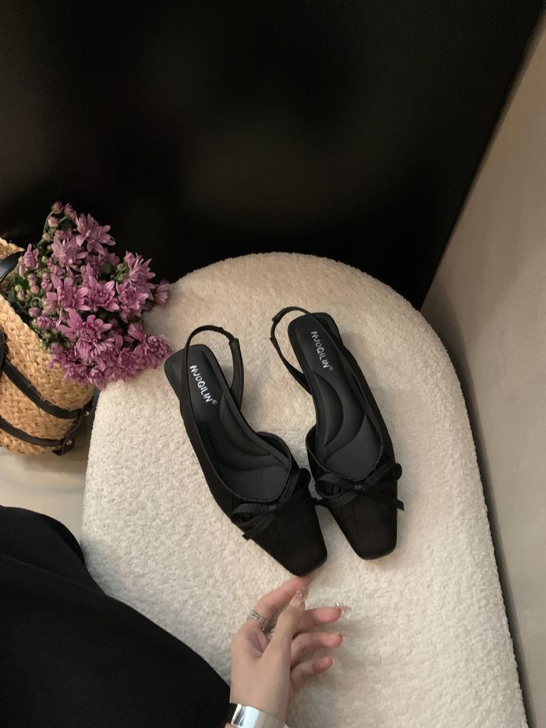 French Beauty Bow Pointed Head Sandals 2025 New Satin Back Strap Thick Heel Single Shoes