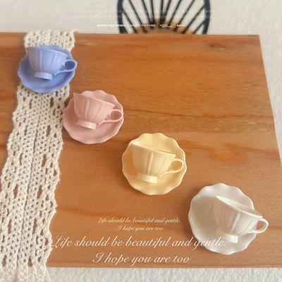 1Pcs Dollhouse French Retro Mini High Foot Relief Mark Coffee Cup With Handle Miniature Scene Decoration High End Stemmed Mugs